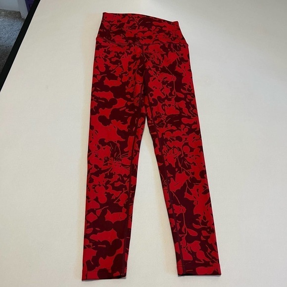 ZELLA dark red and light red print leggings XS - Picture 2 of 8